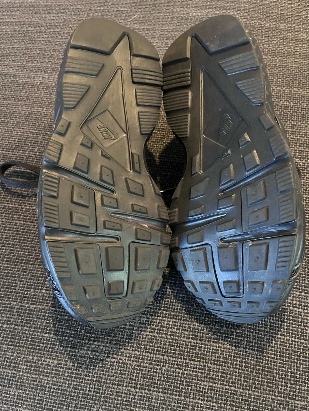 Nike Kids' Huarache All-Black Athletic Shoes